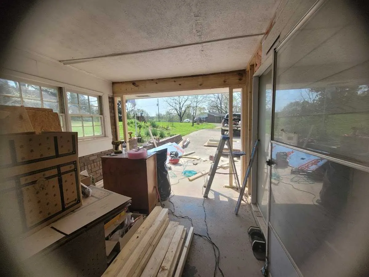 Air movers and dehumidifier for Water Mitigation Services in Scottsburg